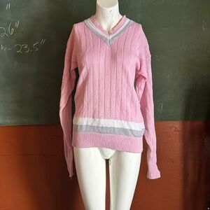 Vintage 90’s Varsity Style Cable K nit V-neck Sweater